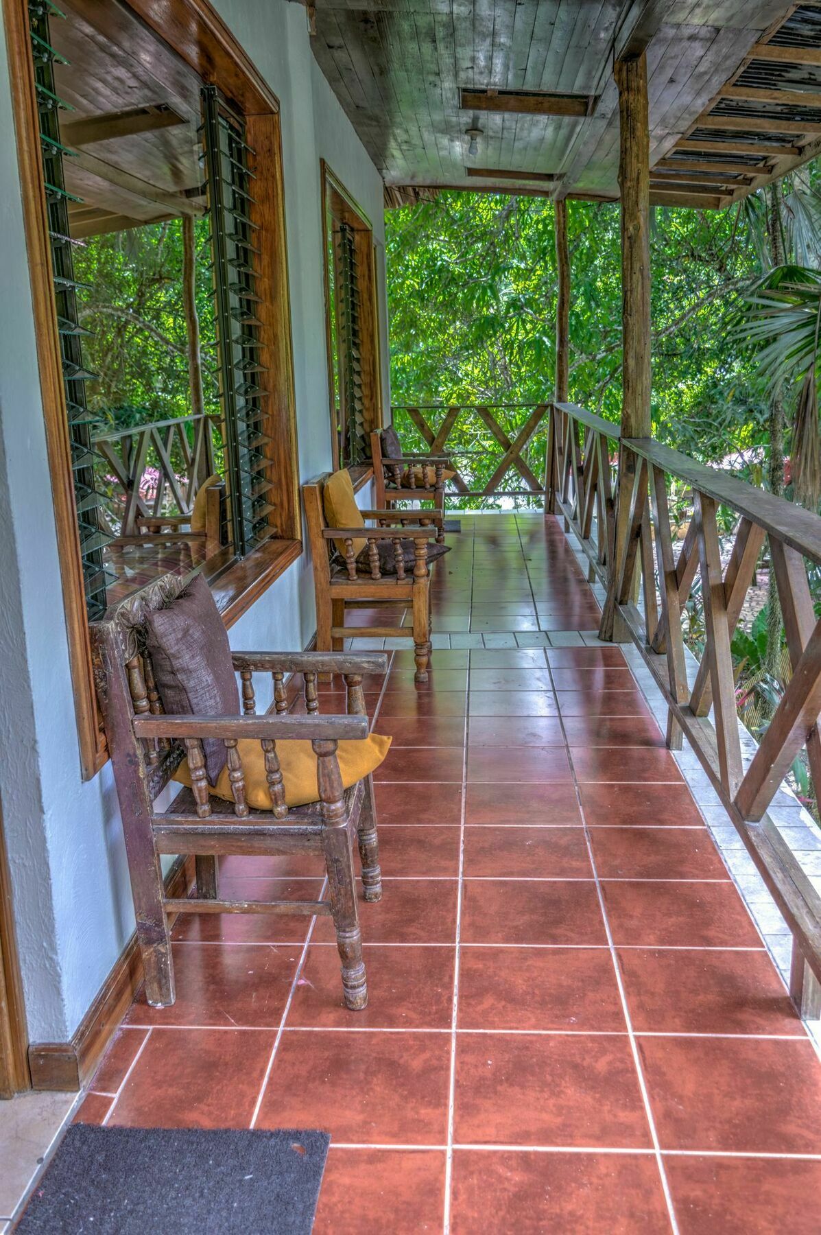 Hotel Jaguar Inn ตีกัล ภายนอก รูปภาพ